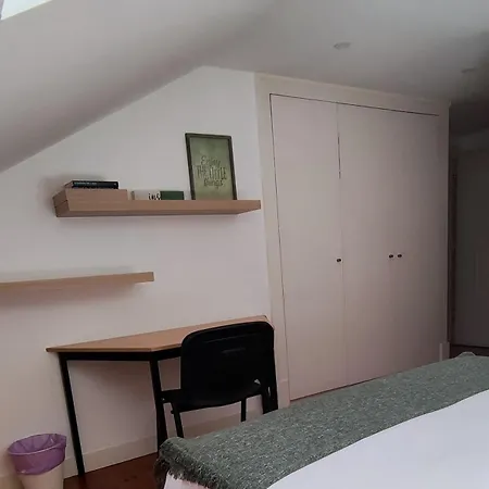 Pansiyon Bedrooms In A Shared House In Bairro Alto Praca Camoes