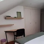 Privatunterkunft Private Bedrooms In A Shared House Without An Elevator In Bairro Alto