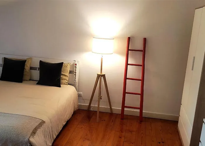 Quarto em Acomodações Particulares Private Bedrooms In A Shared House Without An Elevator In Bairro Alto