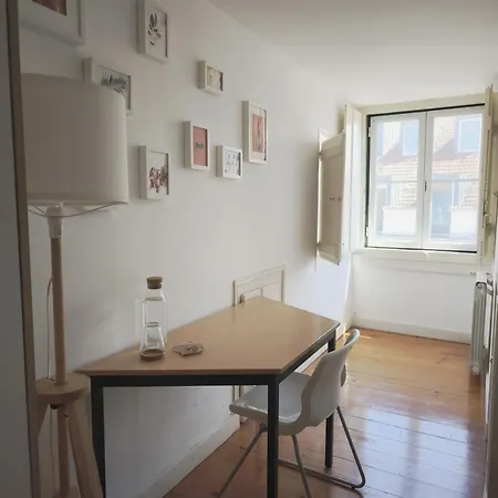 Private Bedrooms In A Shared House In Bairro Alto Ubytování v soukromí Lisboa
